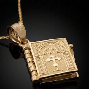 CROSS NECKLACE